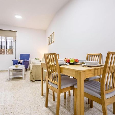 Apartamentos Sta Maria La Blanca Sevilla Exterior foto