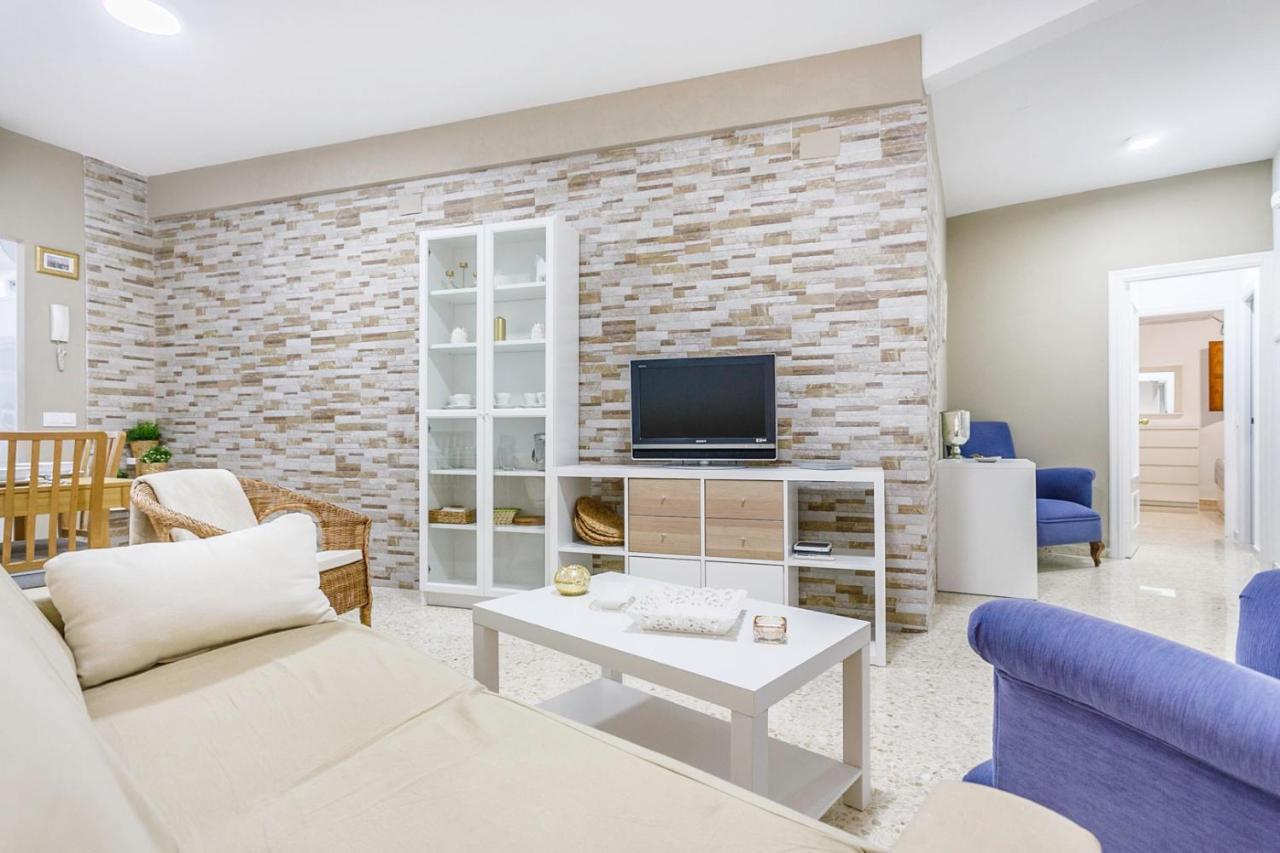 Apartamentos Sta Maria La Blanca Sevilla Exterior foto